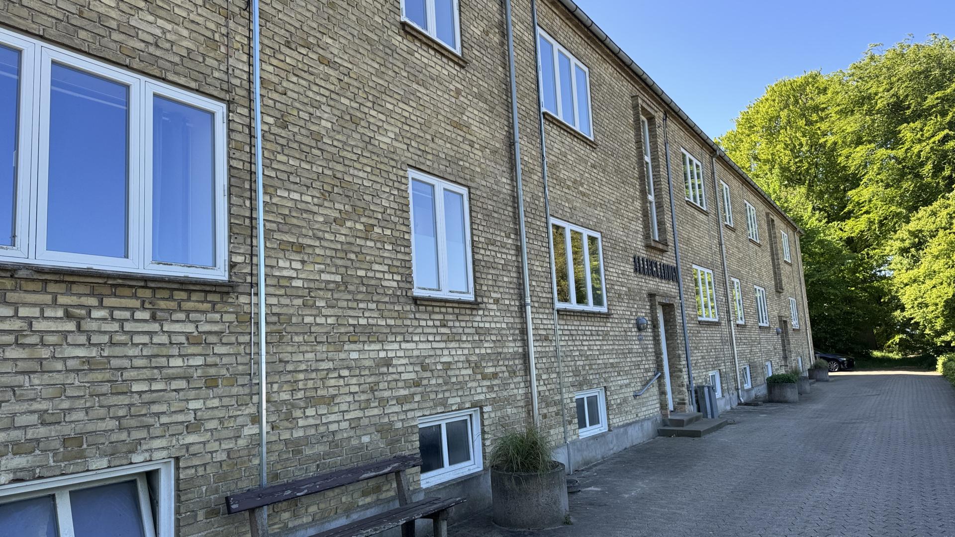 department-image-3