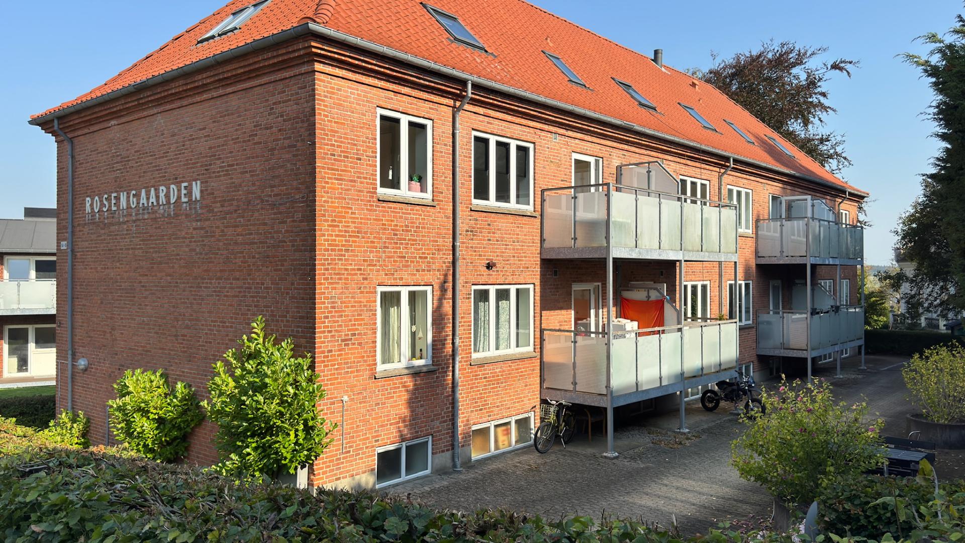 department-image-1