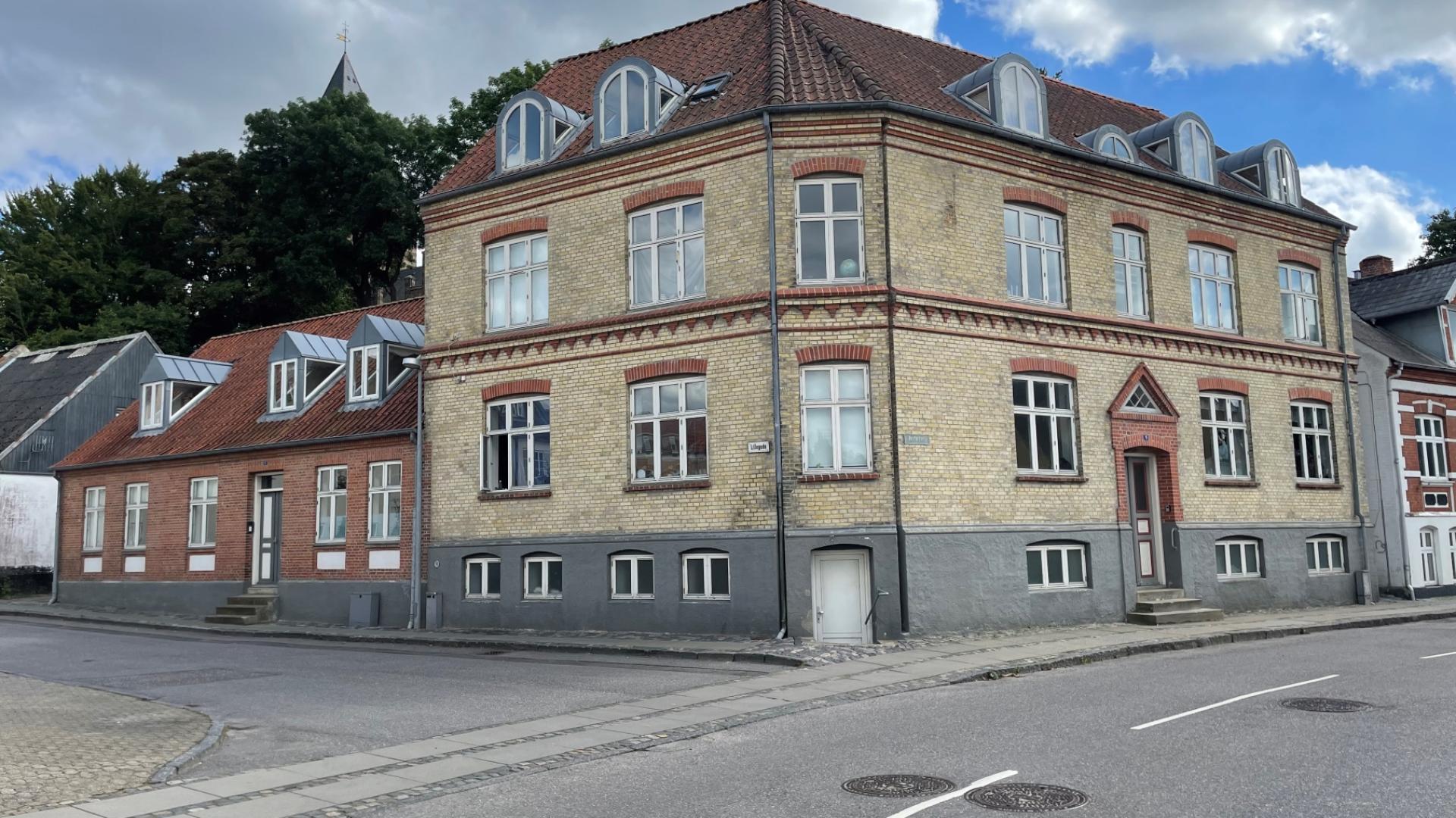 department-image-3
