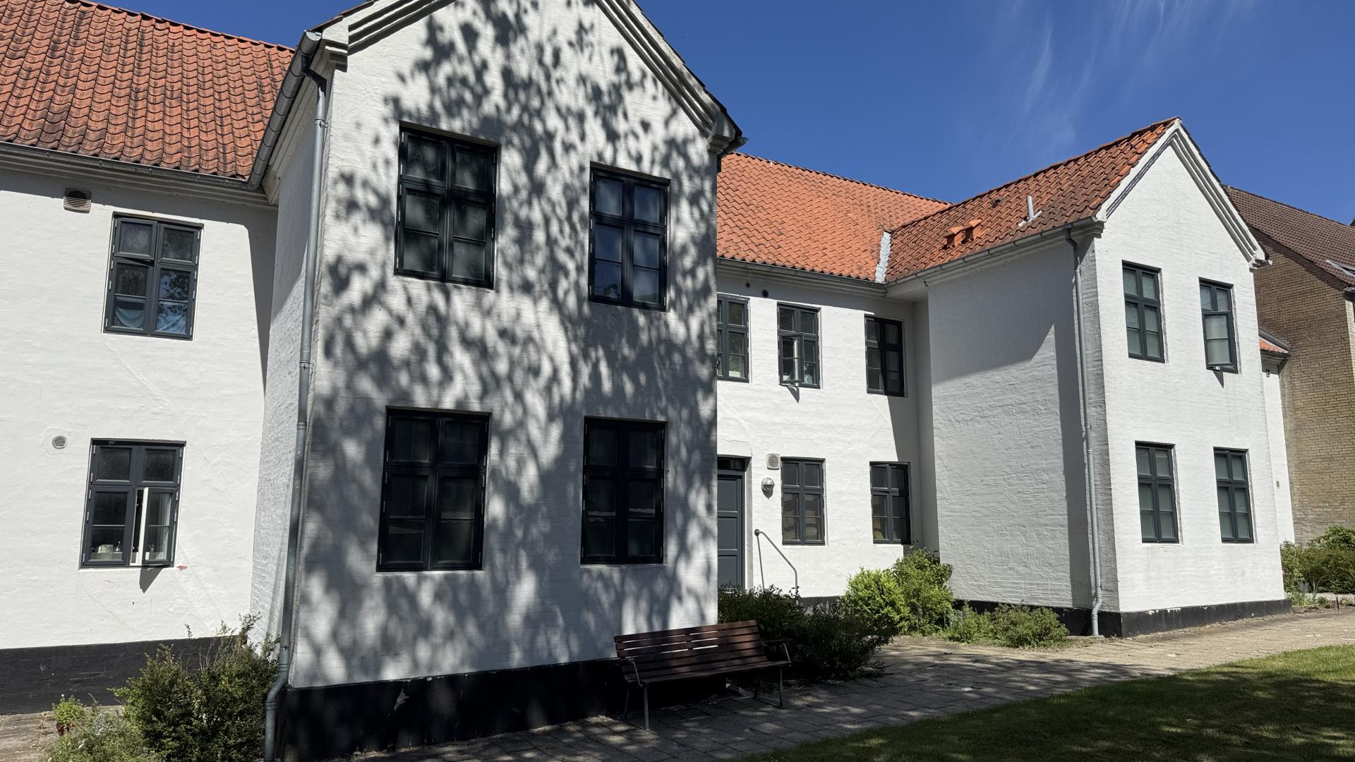 department-image-4